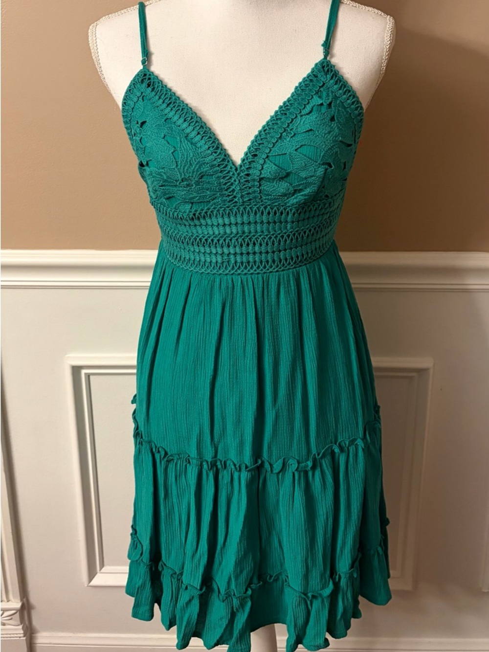 Green Crochet Bodice Spaghetti Strap Dress